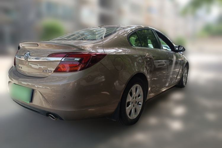 Used Buick Regal 2015 1.6T Leading Technology Model Rear Right 45 Deg