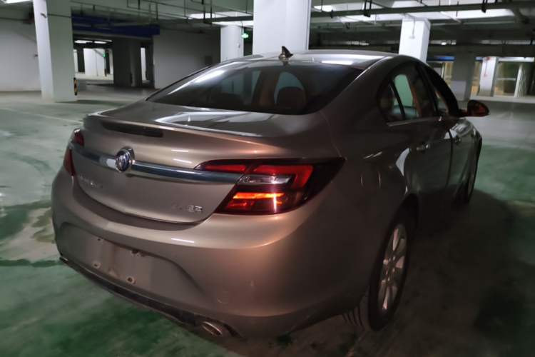Used Buick Regal 2015 1.6T Elite Tech Model Rear Right 45 Deg