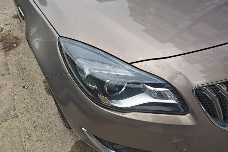 Used Buick Regal 2015 1.6T Elite Tech Model Right Front Headlight