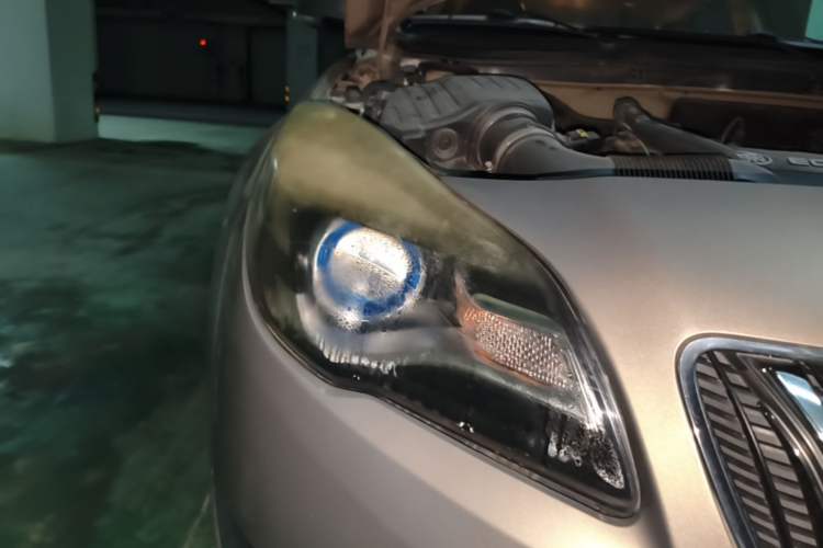 Used Buick Regal 2015 1.6T Elite Tech Model Right Front Headlight
