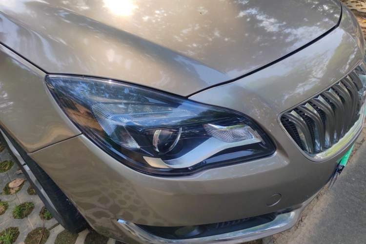 Used Buick Regal 2015 2.0L Leading Fashion Edition Right Front Headlight