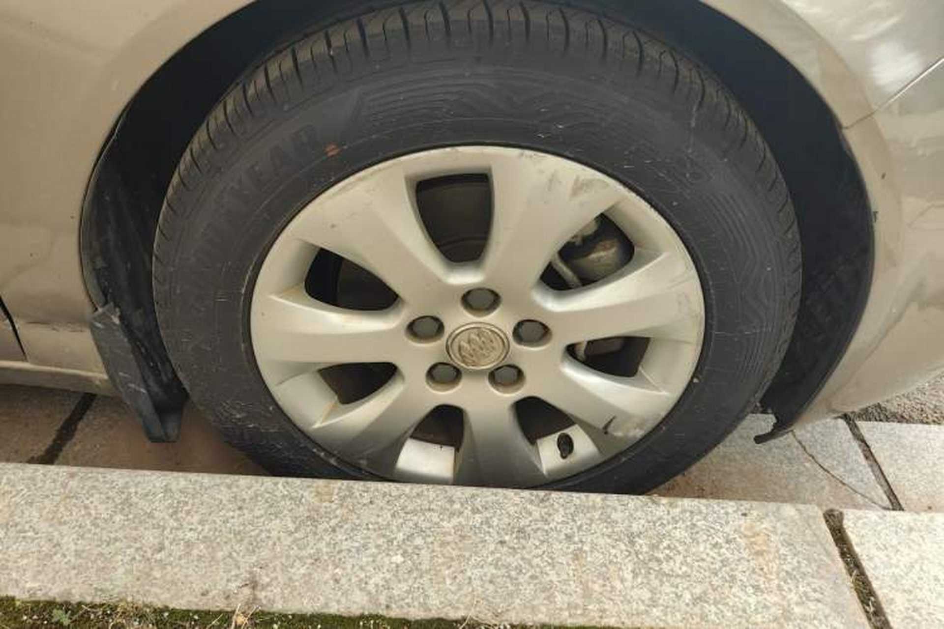 Used Buick Regal 2015 1.6T Fashion Tech Model Right Front Wheel Hub