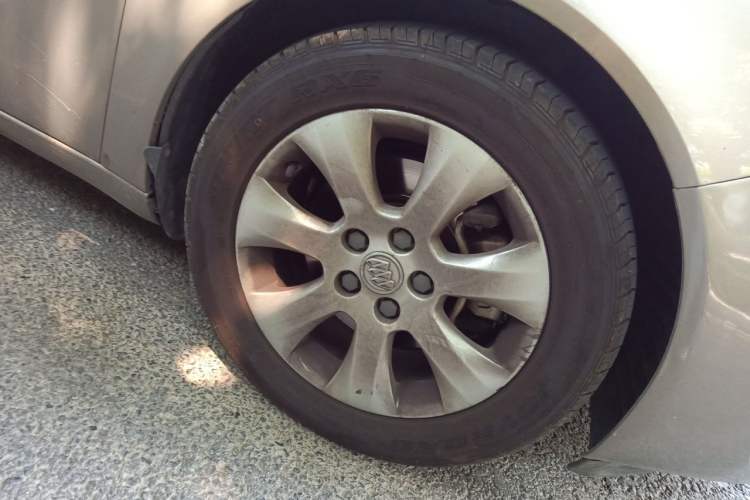 Used Buick Regal 2015 1.6T Elite Tech Model Right Front Wheel Hub