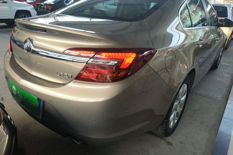 Used Buick Regal 2015 1.6T Leading Technology Model Right Rear Taillight
