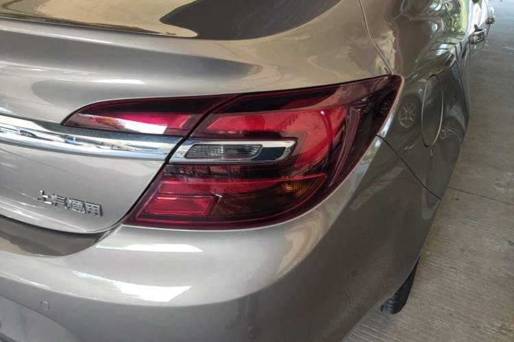 Used Buick Regal 2015 1.6T Elite Tech Model Right Rear Taillight