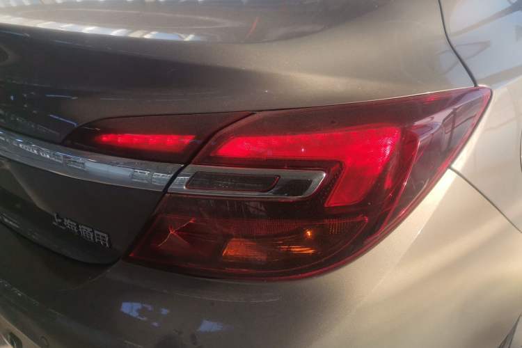 Used Buick Regal 2015 1.6T Elite Tech Model Right Rear Taillight