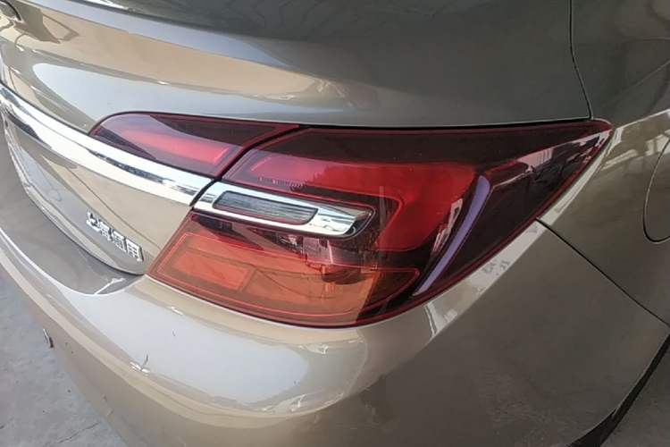 Used Buick Regal 2015 1.6T Elite Tech Model Right Rear Taillight