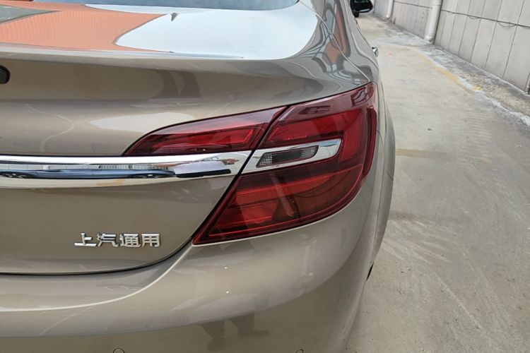 Used Buick Regal 2015 1.6T Elite Tech Model Right Rear Taillight