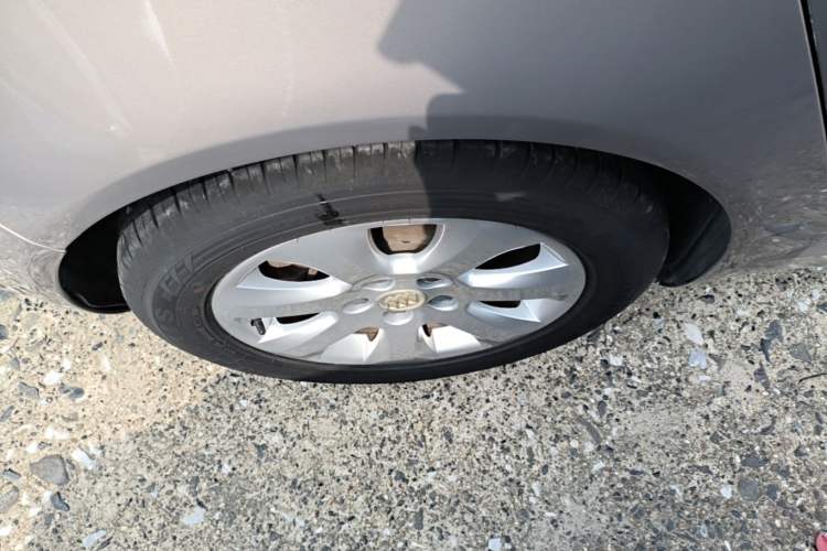 Used Buick Regal 2015 1.6T Leading Technology Model Right Rear Wheel Hub