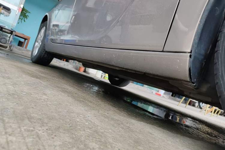 Used Buick Regal 2015 1.6T Leading Technology Model Right Side Sill