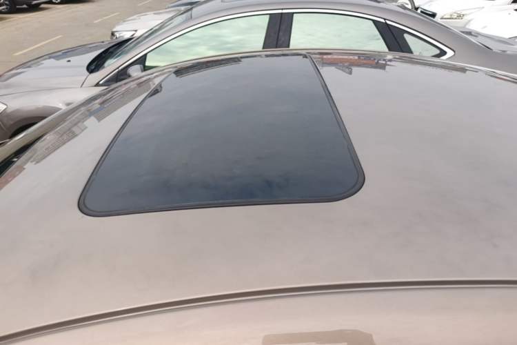 Used Buick Regal 2015 1.6T Leading Technology Model Roof