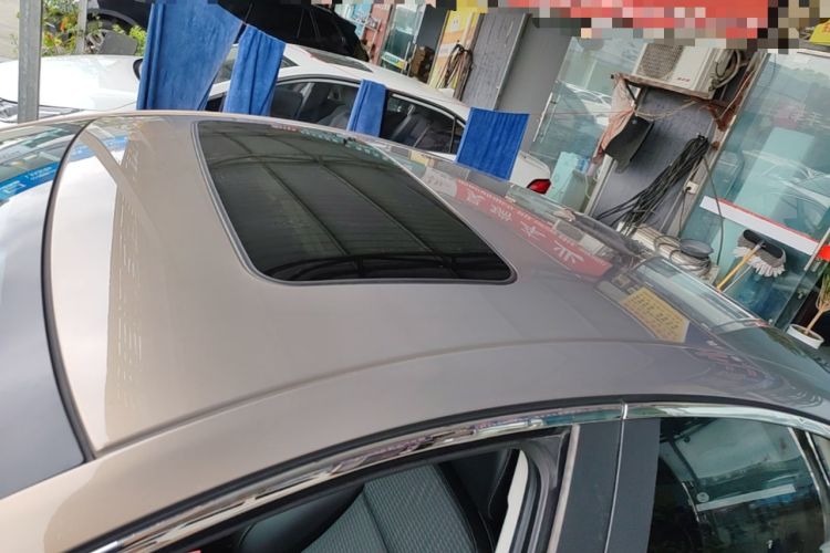 Used Buick Regal 2015 1.6T Leading Technology Model Roof