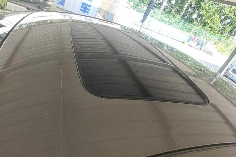 Used Buick Regal 2015 1.6T Elite Tech Model Roof