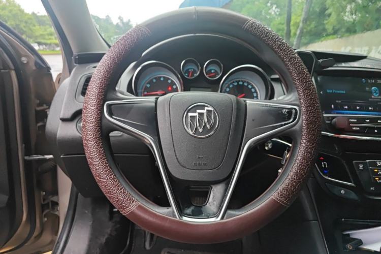 Used Buick Regal 2015 1.6T Leading Technology Model Steering Wheel