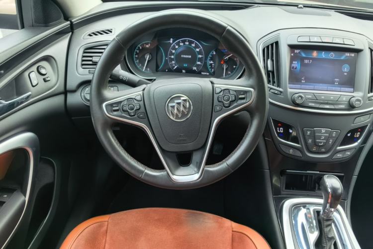 Used Buick Regal 2015 1.6T Elite Tech Model Steering Wheel
