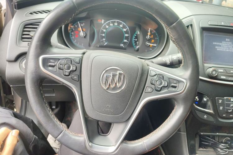 Used Buick Regal 2015 1.6T Elite Tech Model Steering Wheel