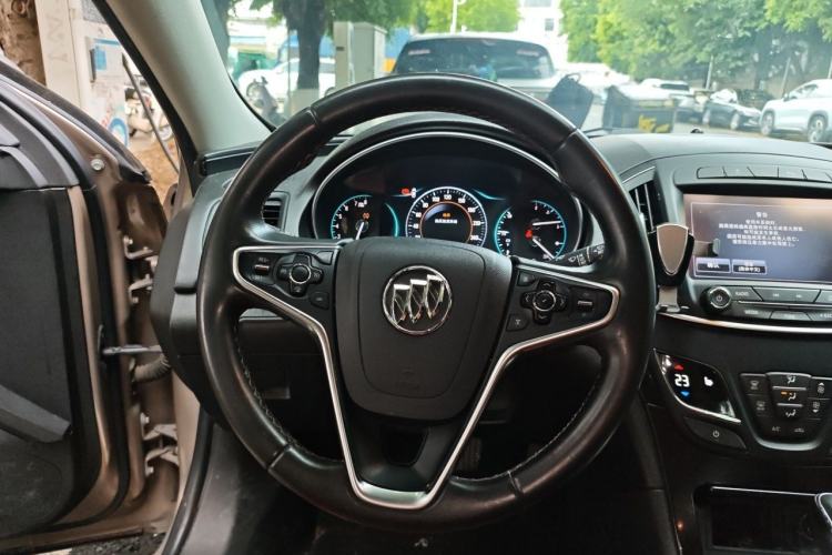 Used Buick Regal 2015 1.6T Elite Tech Model Steering Wheel
