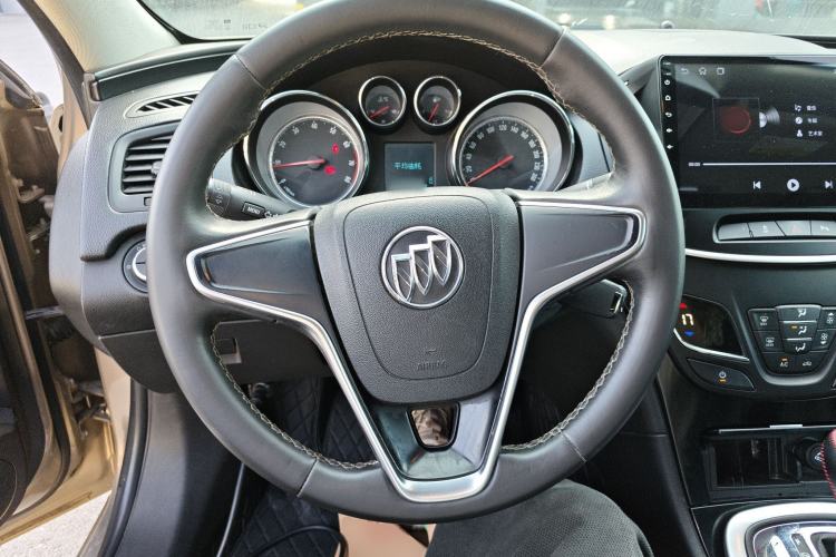 Used Buick Regal 2015 1.6T Leading Technology Model Steering Wheel