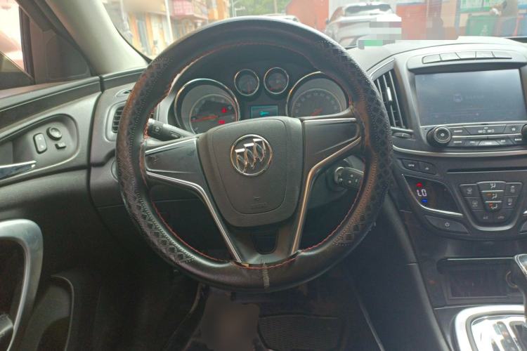Used Buick Regal 2015 1.6T Leading Technology Model Steering Wheel