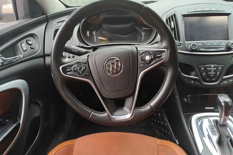 Used Buick Regal 2015 1.6T Elite Tech Model Steering Wheel