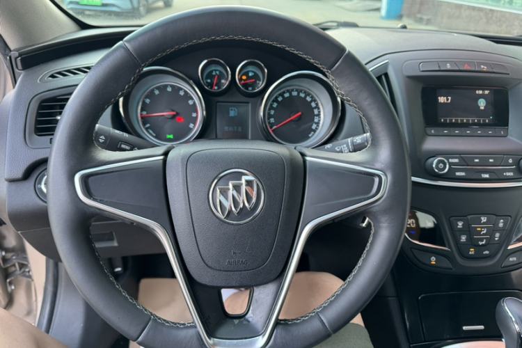 Used Buick Regal 2015 1.6T Fashion Tech Model Steering Wheel