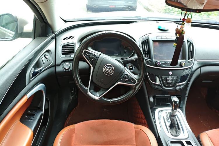 Used Buick Regal 2015 1.6T Elite Tech Model Steering Wheel