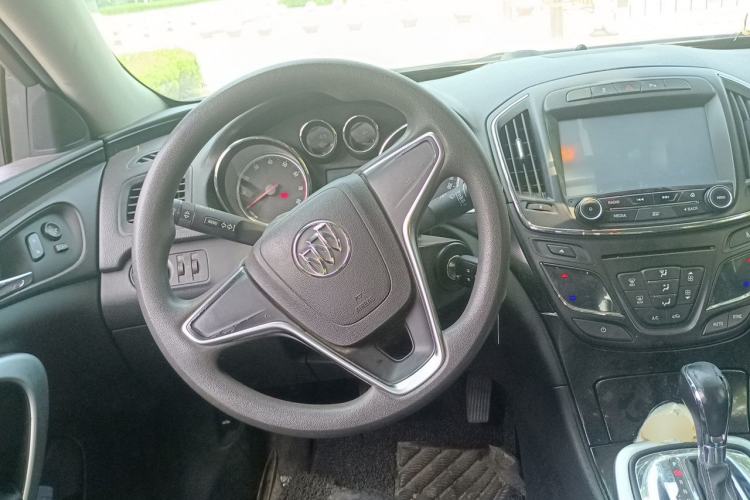 Used Buick Regal 2015 1.6T Leading Technology Model Steering Wheel