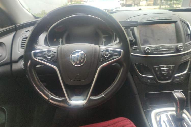 Used Buick Regal 2015 1.6T Elite Tech Model Steering Wheel