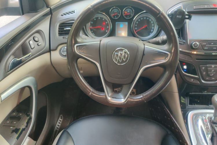 Used Buick Regal 2015 2.0L Leading Fashion Edition Steering Wheel