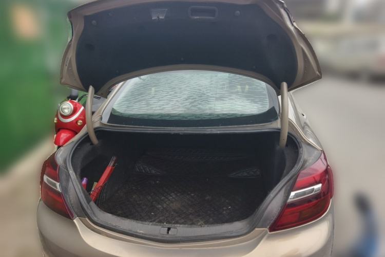 Used Buick Regal 2015 1.6T Leading Technology Model Trunk