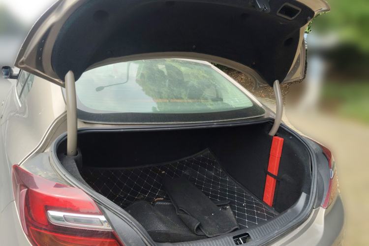 Used Buick Regal 2015 1.6T Elite Tech Model Trunk