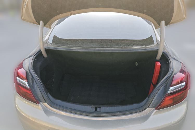 Used Buick Regal 2015 1.6T Leading Technology Model Trunk