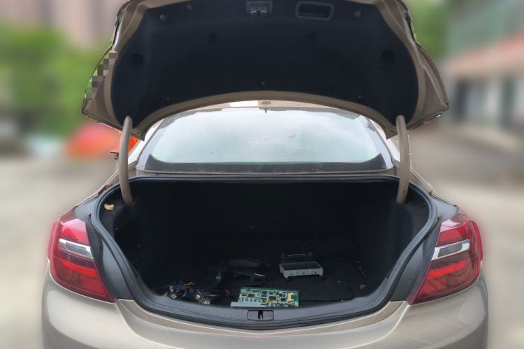 Used Buick Regal 2015 1.6T Elite Tech Model Trunk