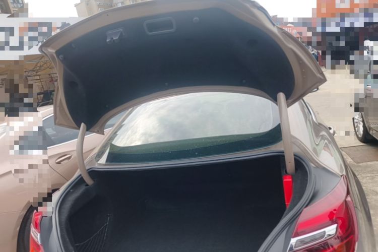 Used Buick Regal 2015 1.6T Leading Technology Model Trunk