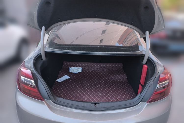 Used Buick Regal 2015 1.6T Elite Tech Model Trunk