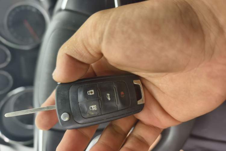 Used Buick Regal 2015 1.6T Leading Technology Model Vehicle Key