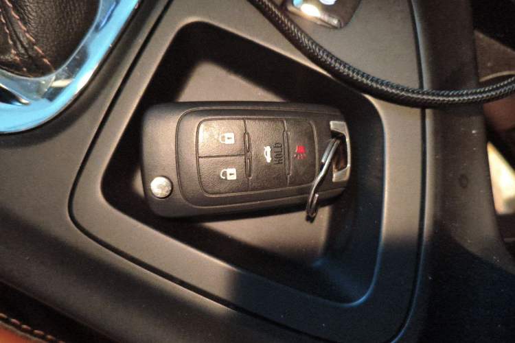 Used Buick Regal 2015 1.6T Elite Tech Model Vehicle Key