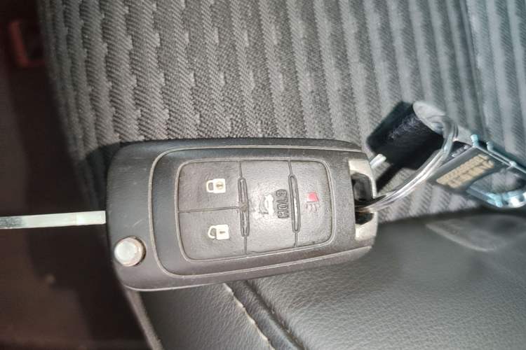 Used Buick Regal 2015 1.6T Leading Technology Model Vehicle Key