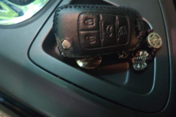 Used Buick Regal 2015 2.0L Elite Fashion Edition Vehicle Key