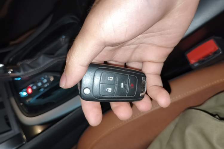 Used Buick Regal 2015 1.6T Elite Tech Model Vehicle Key