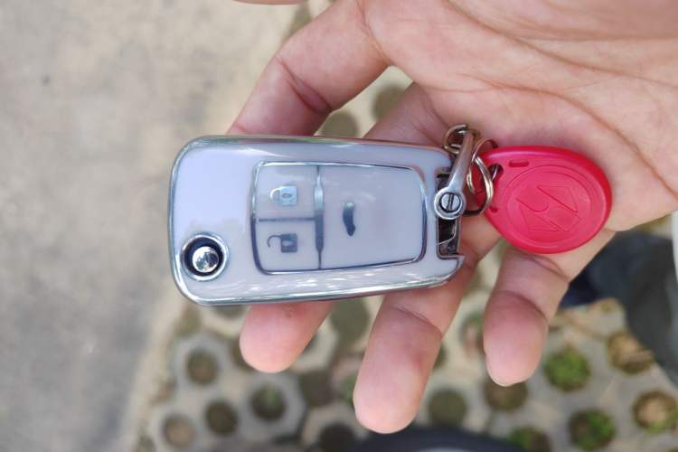 Used Buick Regal 2015 2.0L Leading Fashion Edition Vehicle Key