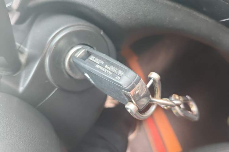 Used Buick Regal 2015 1.6T Leading Technology Model Vehicle Key