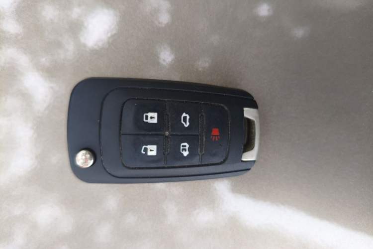 Used Buick Regal 2015 1.6T Elite Tech Model Vehicle Key