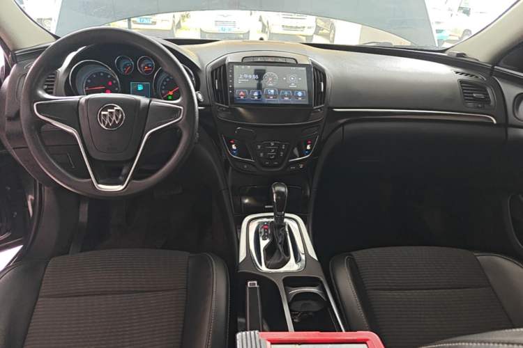 Used Buick Regal 2015 1.6T Leading Technology Model Center Console
