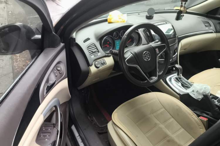Used Buick Regal 2015 2.0L Leading Fashion Edition Driver Seat