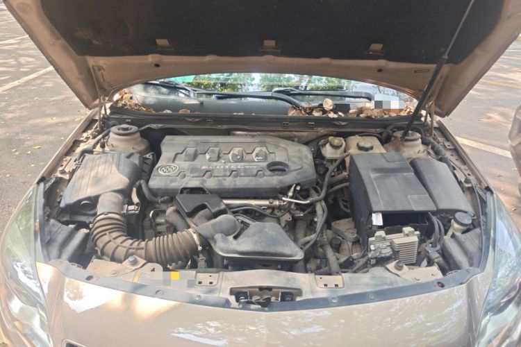 Used Buick Regal 2015 2.0L Leading Fashion Edition Engine Bay