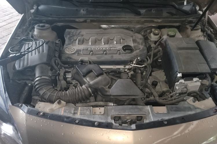 Used Buick Regal 2015 2.0L Leading Fashion Edition Engine Bay