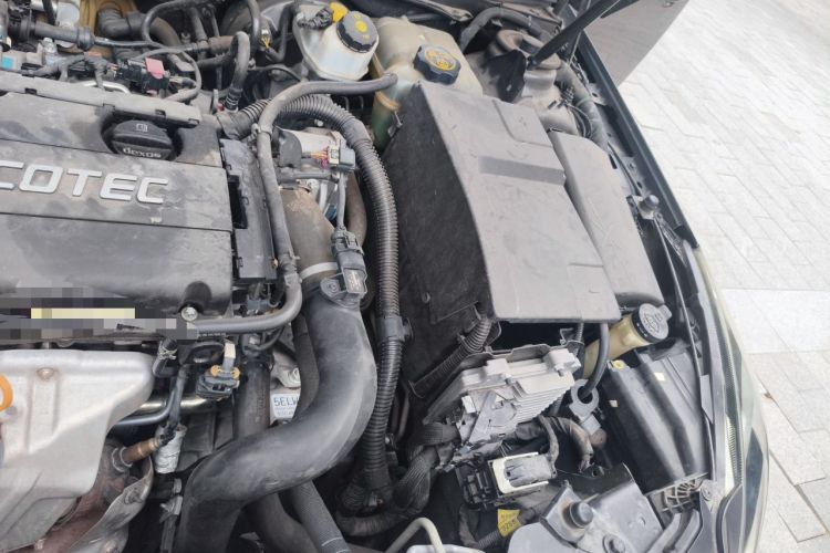 Used Buick Regal 2015 1.6T Leading Technology Model Engine Bay Left