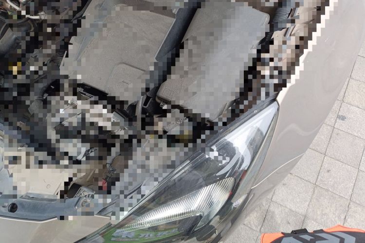 Used Buick Regal 2015 2.0L Leading Fashion Edition Engine Bay Left