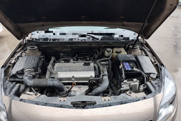 Used Buick Regal 2015 1.6T Elite Tech Model Engine Bay